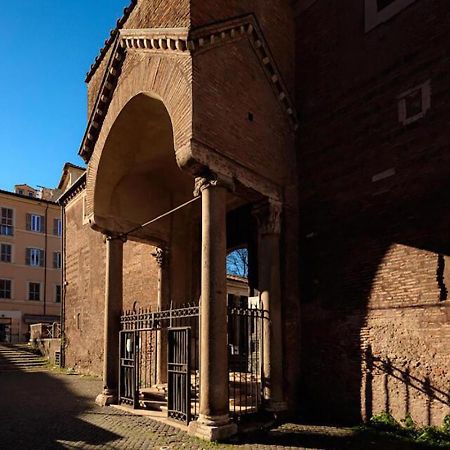 150 M Dal Colosseo - Appartamento Minerva Рим Екстериор снимка