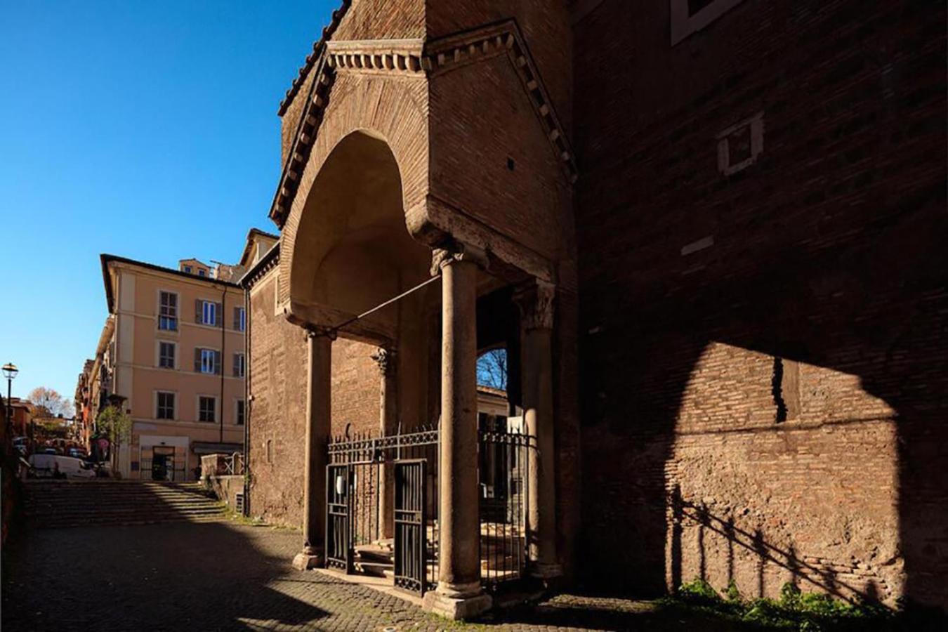 150 M Dal Colosseo - Appartamento Minerva Рим Екстериор снимка